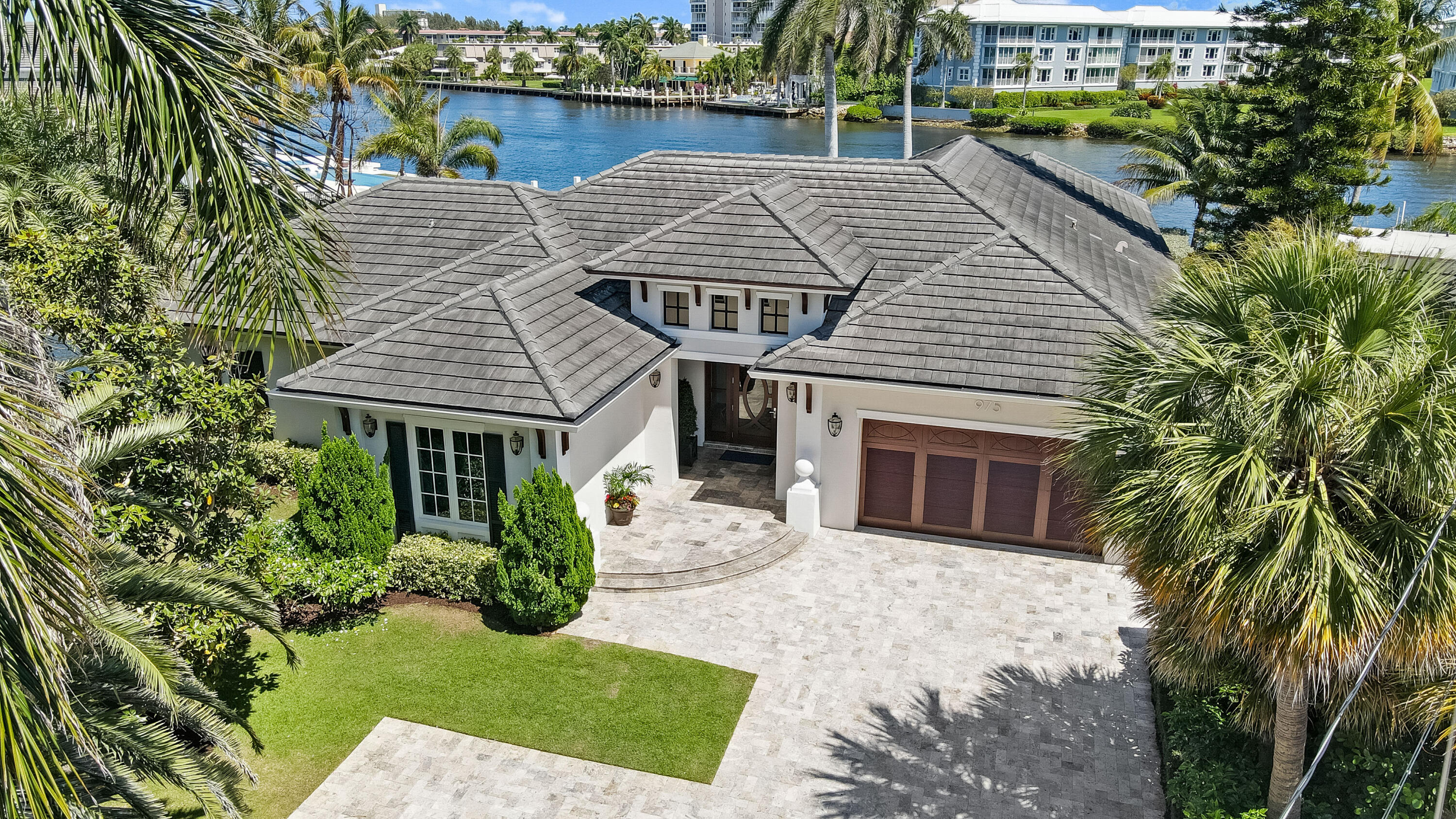 TROPIC ISLE 2ND SEC - Residential