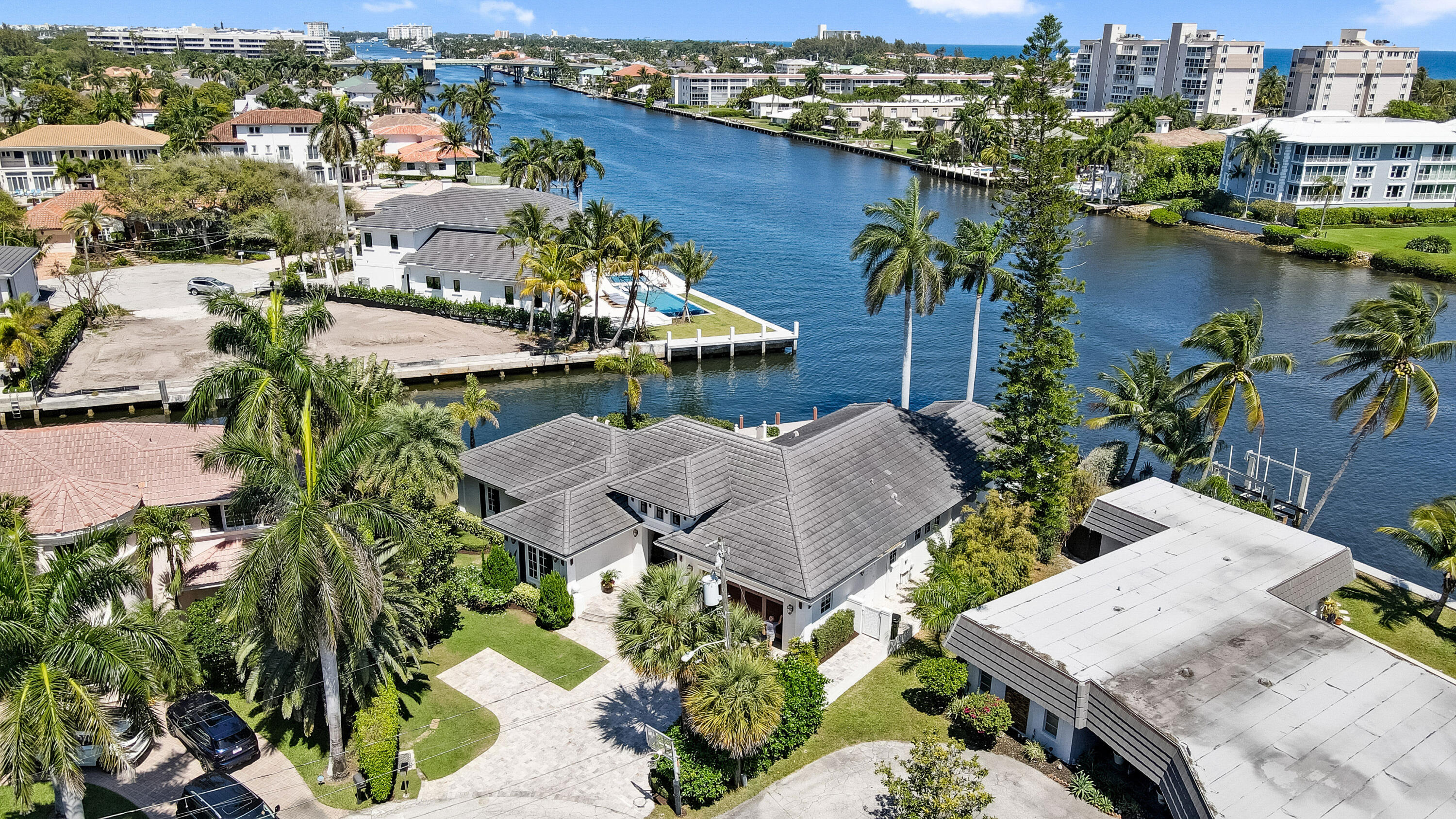 TROPIC ISLE 2ND SEC - Residential