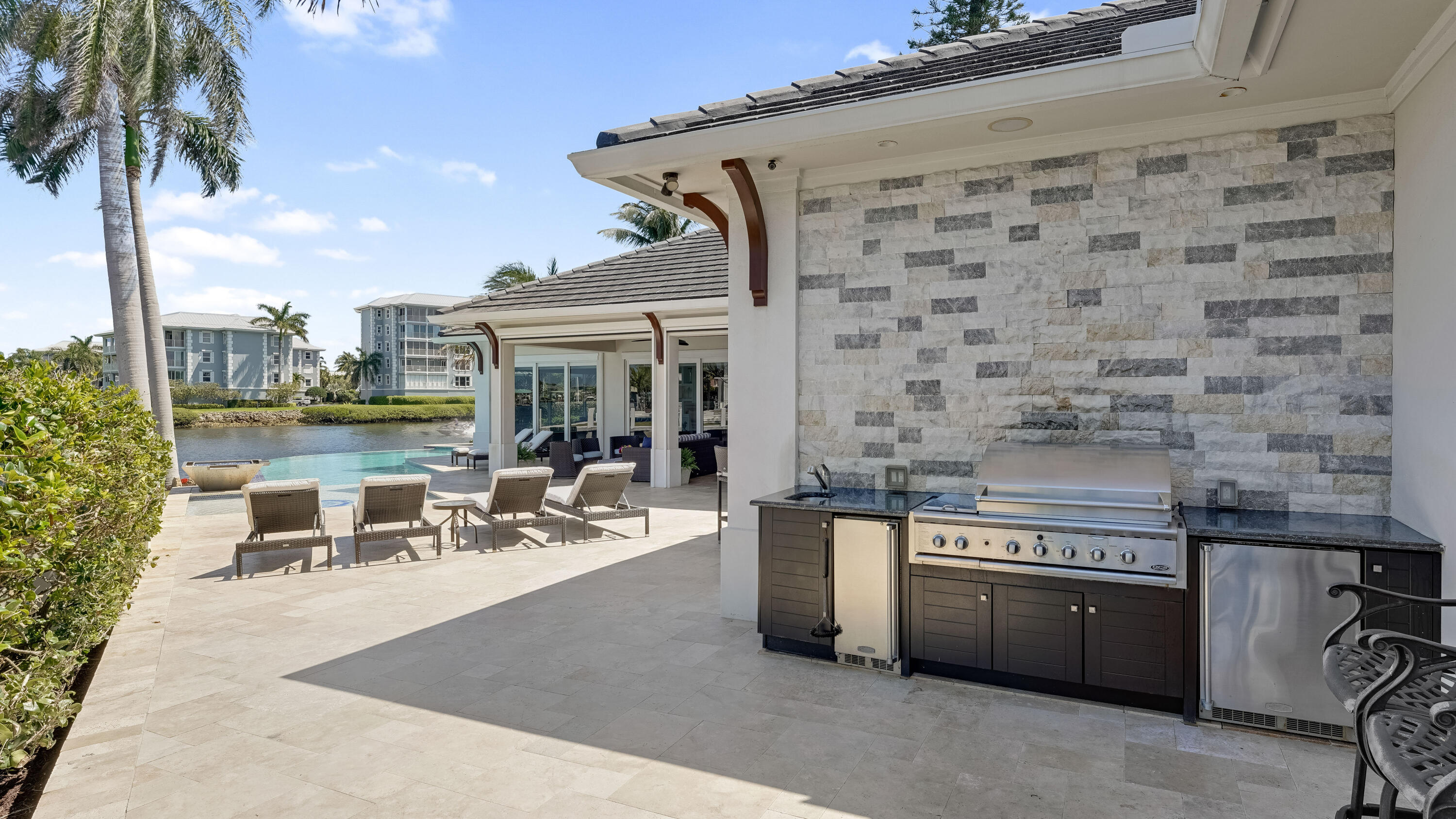 TROPIC ISLE 2ND SEC - Residential