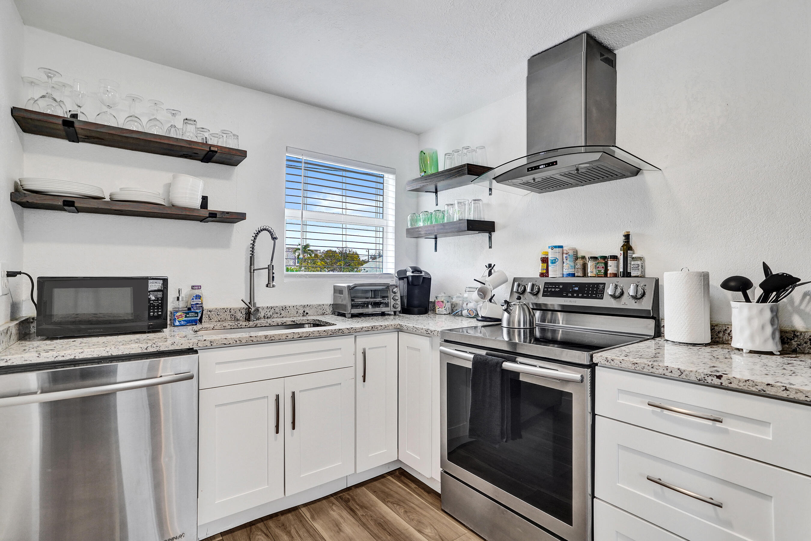 Linns Add - Residential Lease