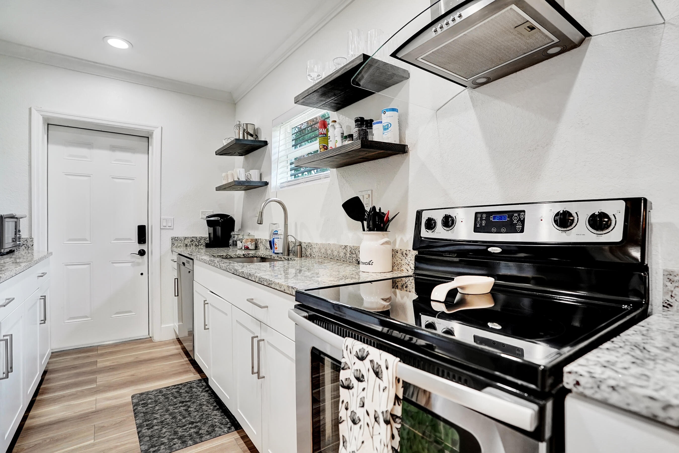 Linns Add - Residential Lease