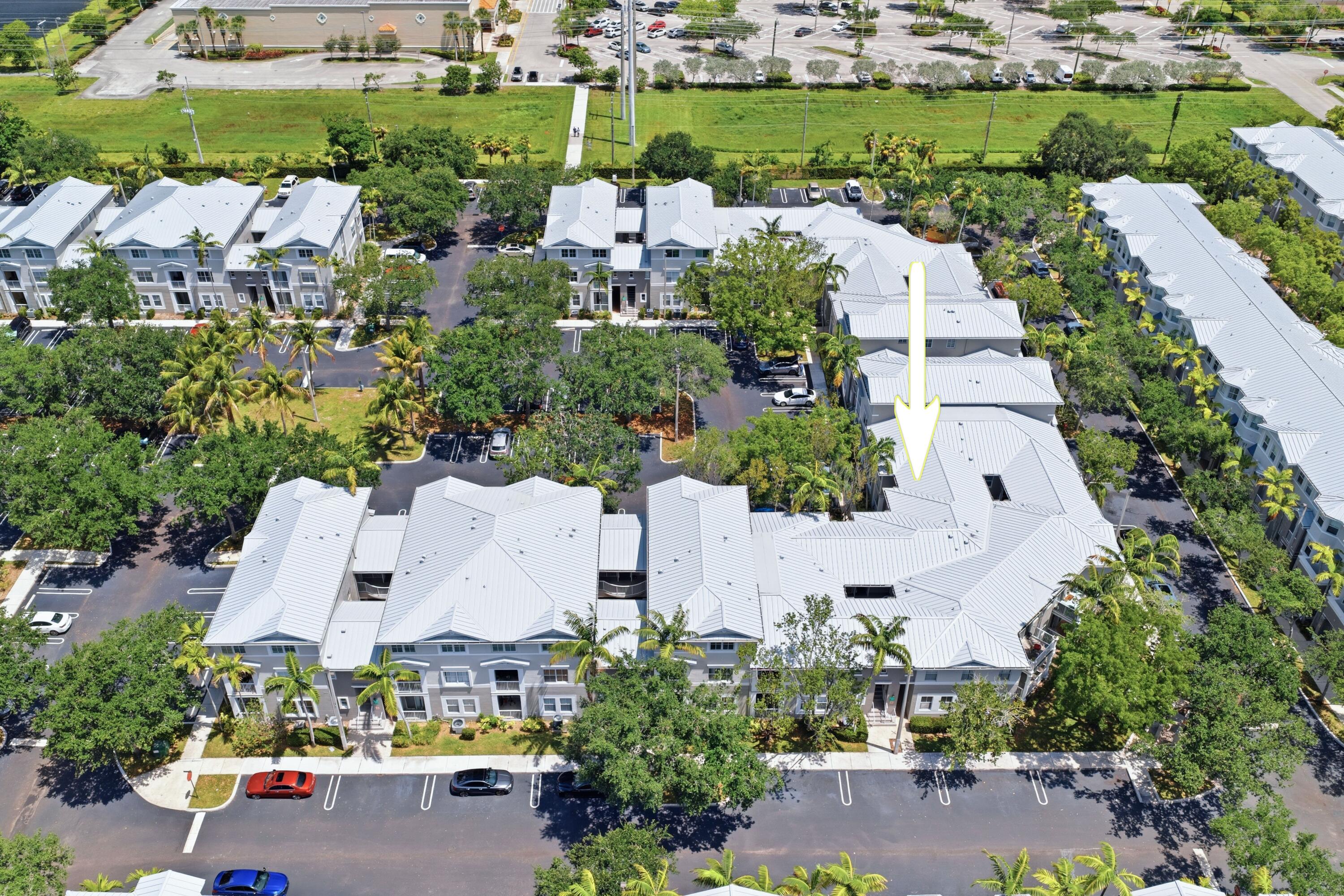 SHOMA COURTYARDS II AT ROYAL PALM CONDOM - Residential