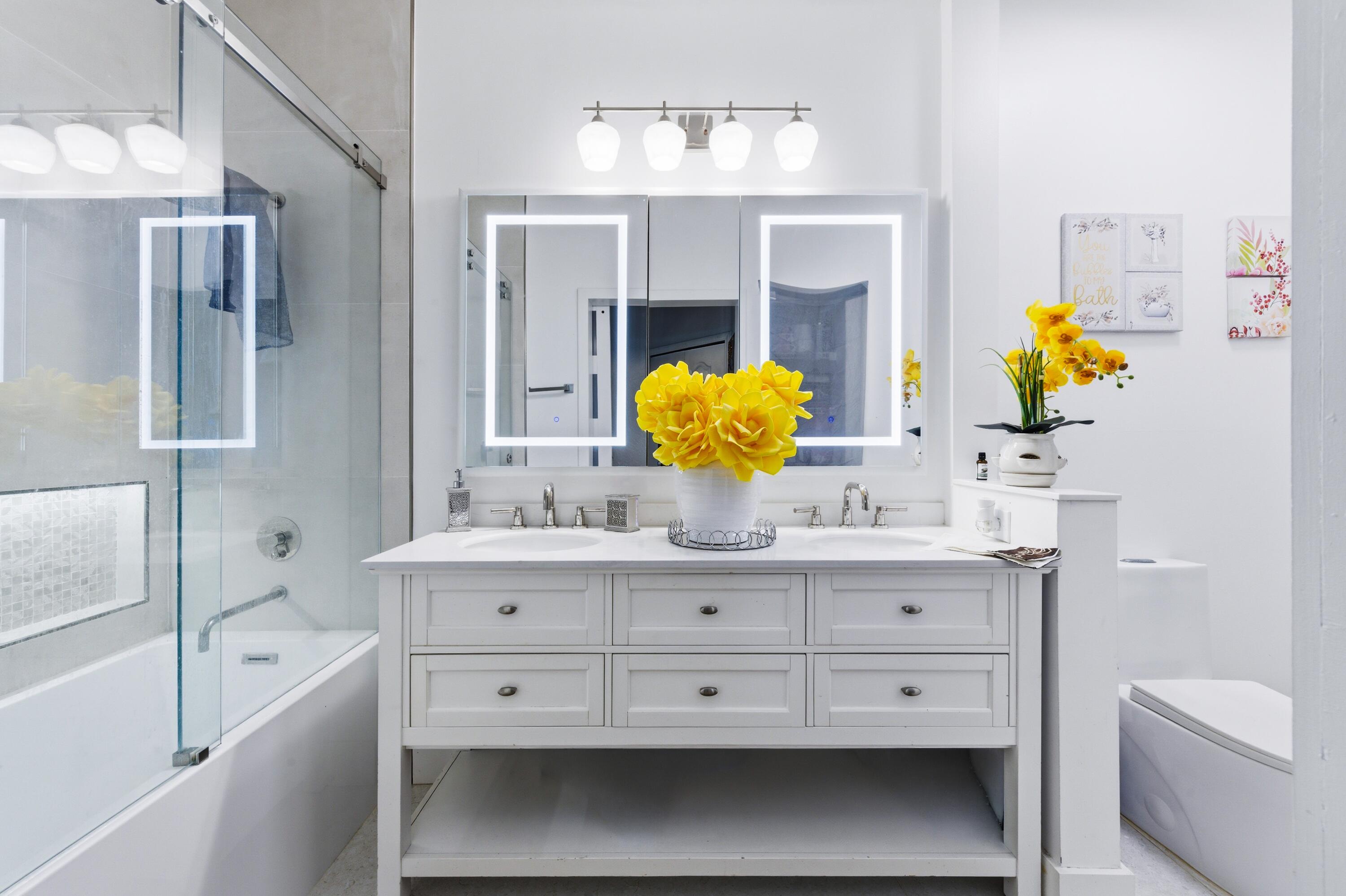 SHOMA COURTYARDS II AT ROYAL PALM CONDOM - Residential