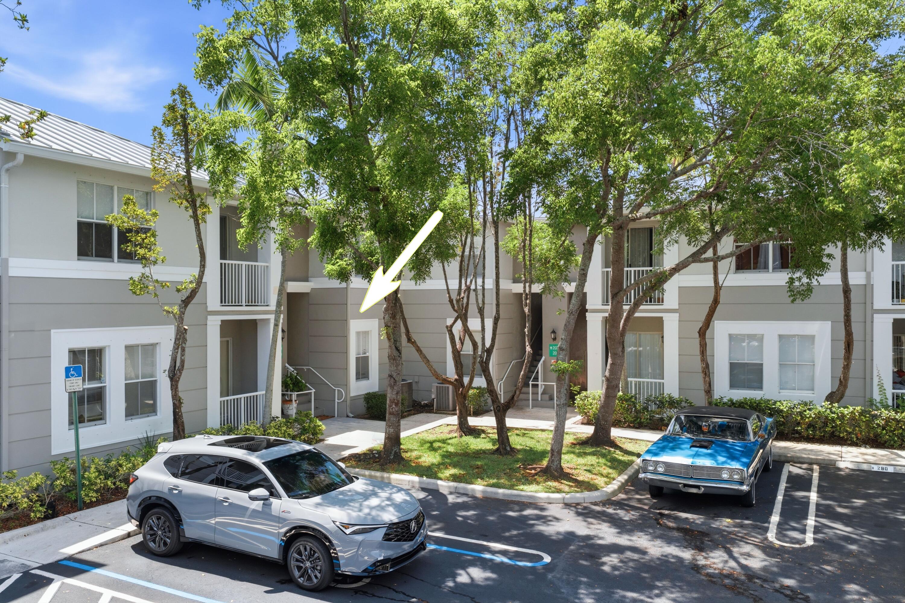 SHOMA COURTYARDS II AT ROYAL PALM CONDOM - Residential