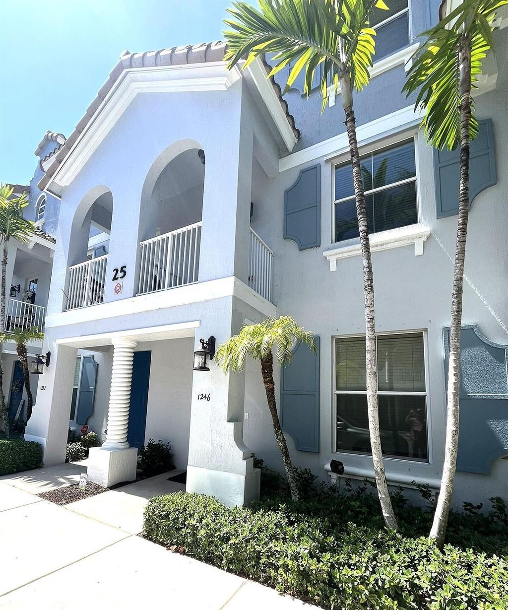 Photo of 1246 Via De Fossi, Boynton Beach, FL 33426 (MLS # R11092894)