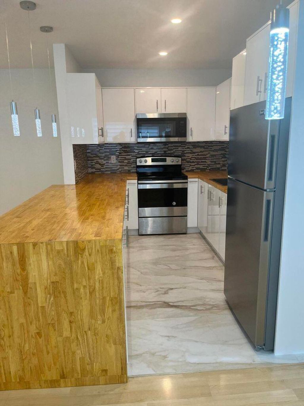 Photo of 116 Salisbury E, West Palm Beach, FL 33417 (MLS # R11157599)