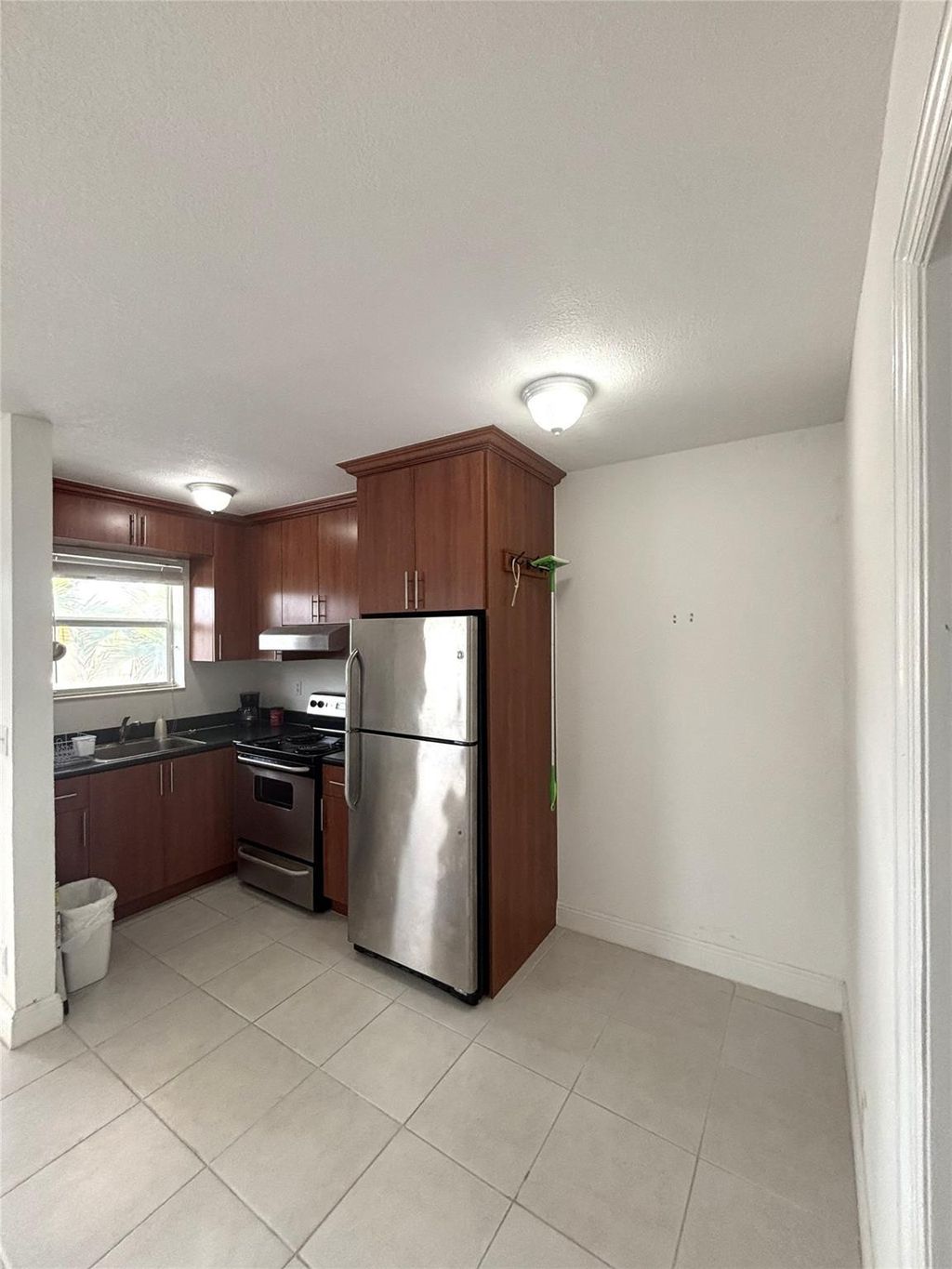 Photo of 4071 N Dixie Highway #19, Oakland Park, FL 33334 (MLS # F10550573)