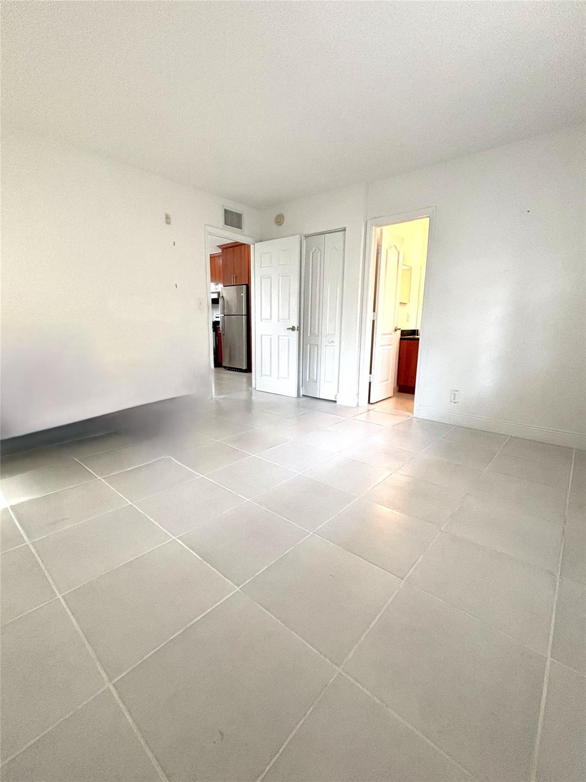 EL SOL AT MAIN STREET - Residential