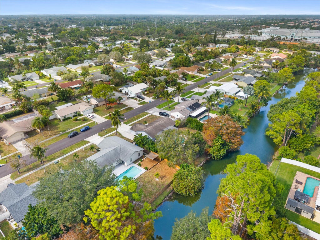 Photo of 190 Martin Circle, Royal Palm Beach, FL 33411 (MLS # R11154853)