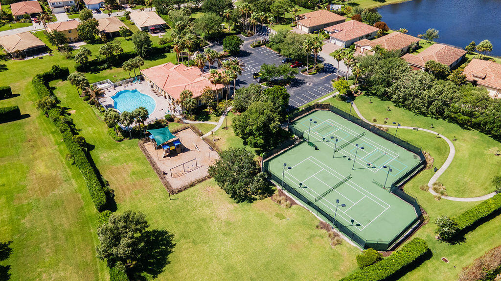 VEROLAGO PHASE 3 - Residential