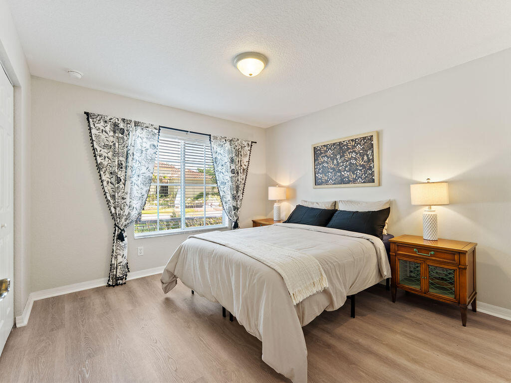 VEROLAGO PHASE 3 - Residential