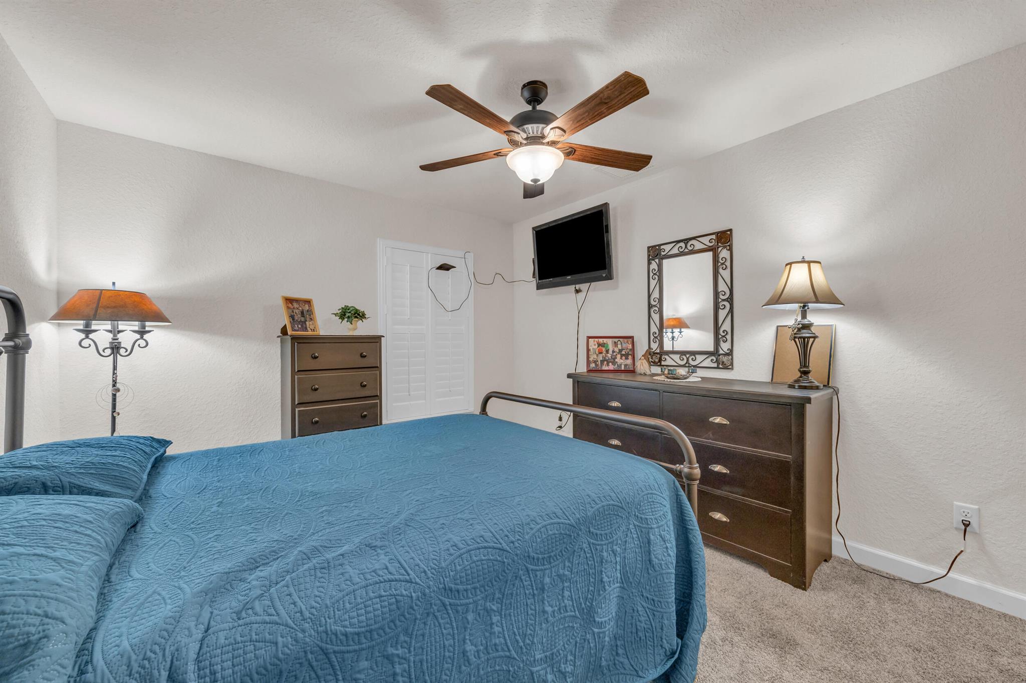 SPANISH LAKES FAIRWAYS LE - Residential