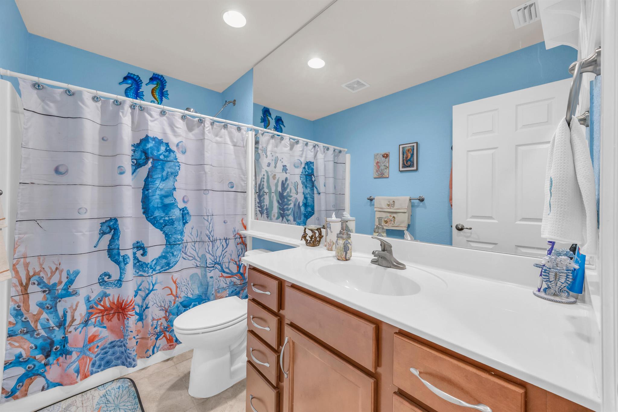 SPANISH LAKES FAIRWAYS LE - Residential