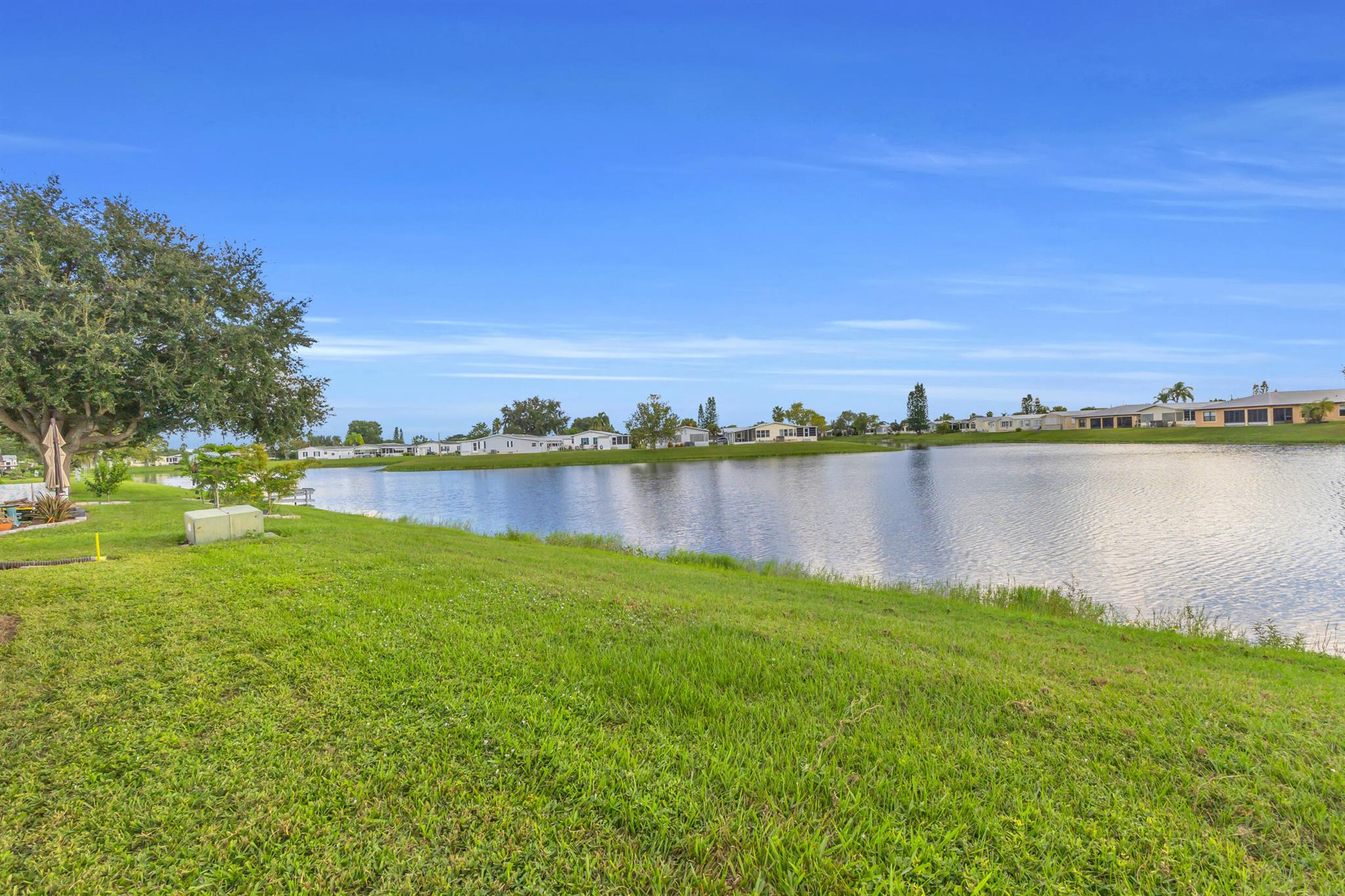 SPANISH LAKES FAIRWAYS LE - Residential