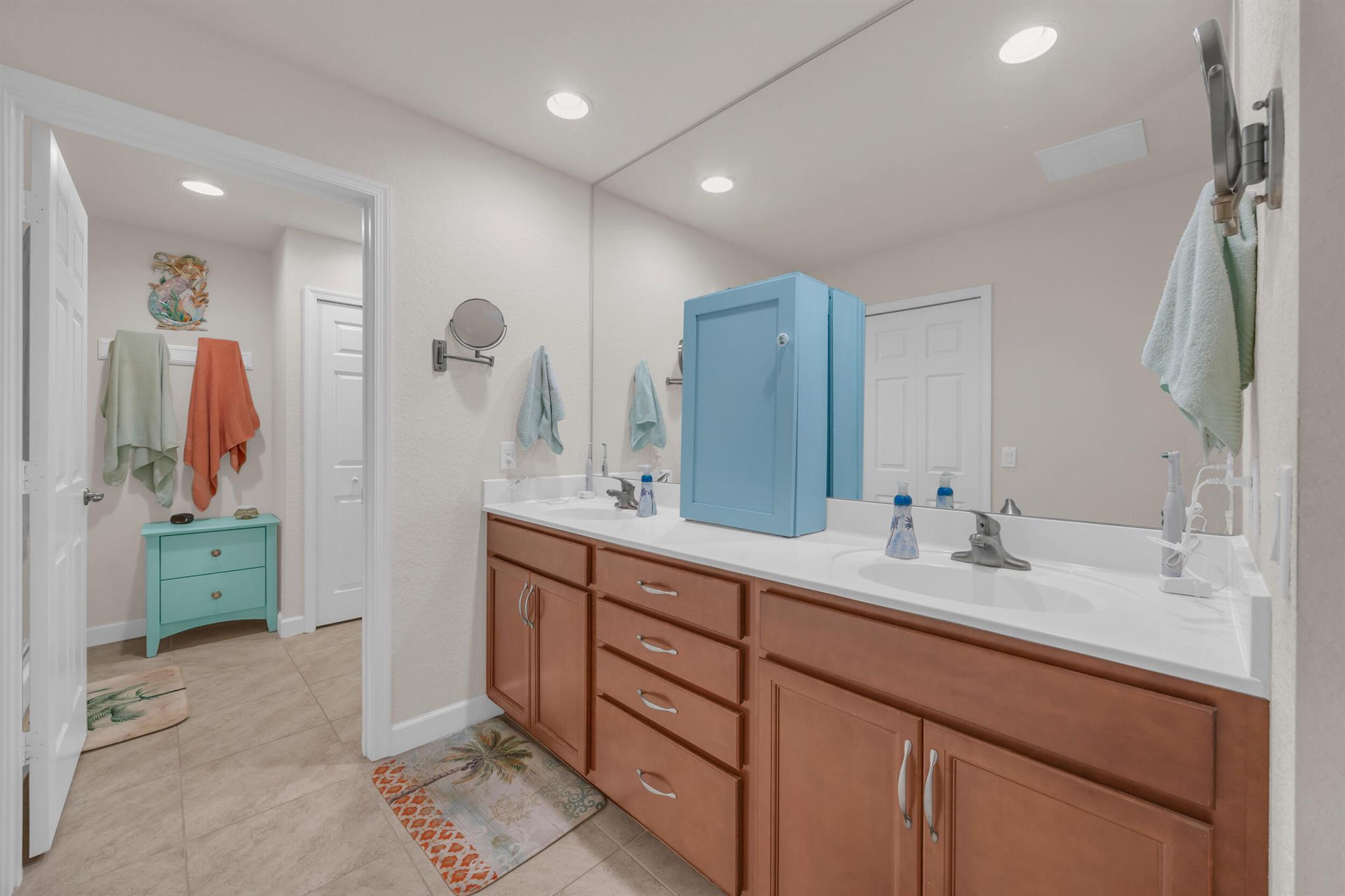 SPANISH LAKES FAIRWAYS LE - Residential