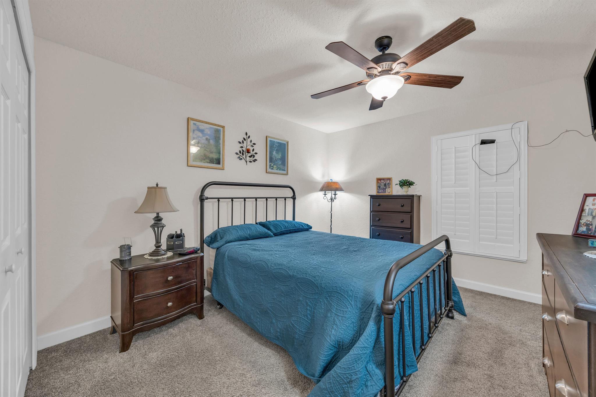 SPANISH LAKES FAIRWAYS LE - Residential