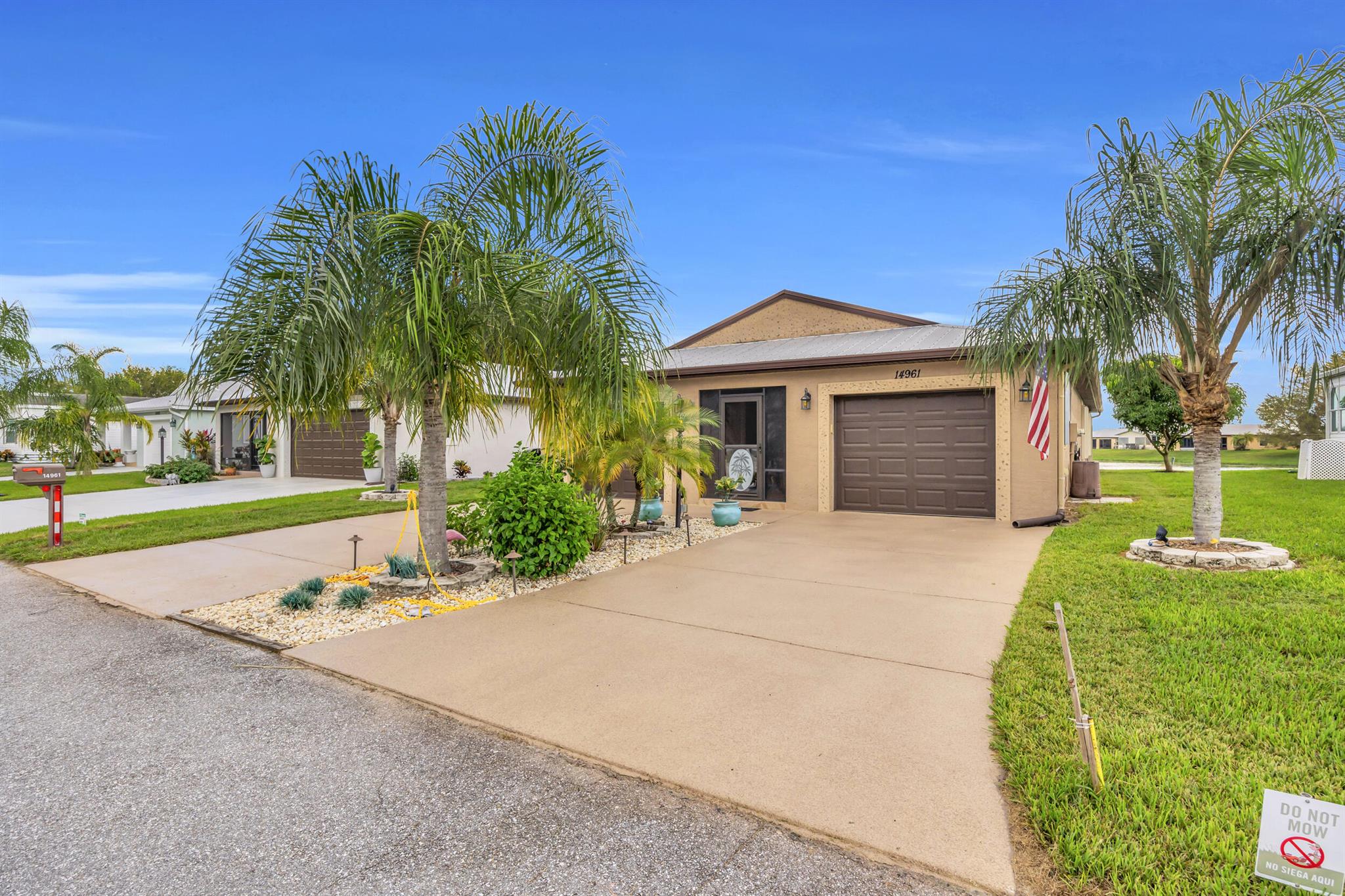 SPANISH LAKES FAIRWAYS LE - Residential