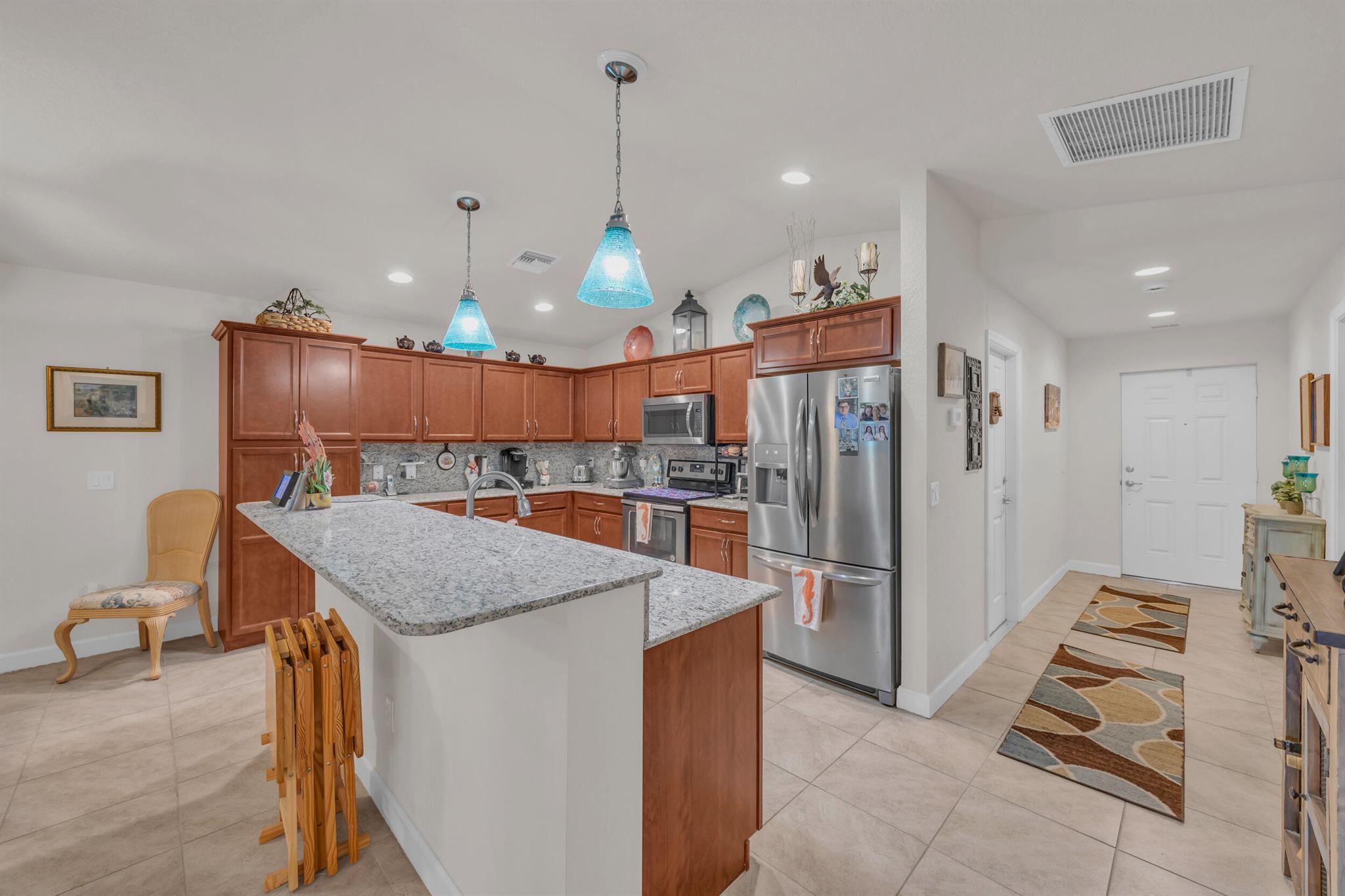 SPANISH LAKES FAIRWAYS LE - Residential