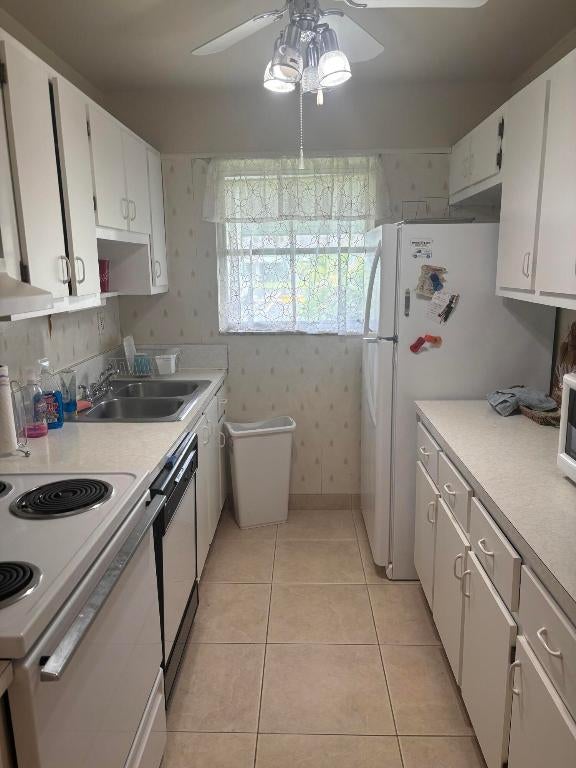 Photo of 445 High Point Boulevard #C, Delray Beach, FL 33445 (MLS # R11118215)