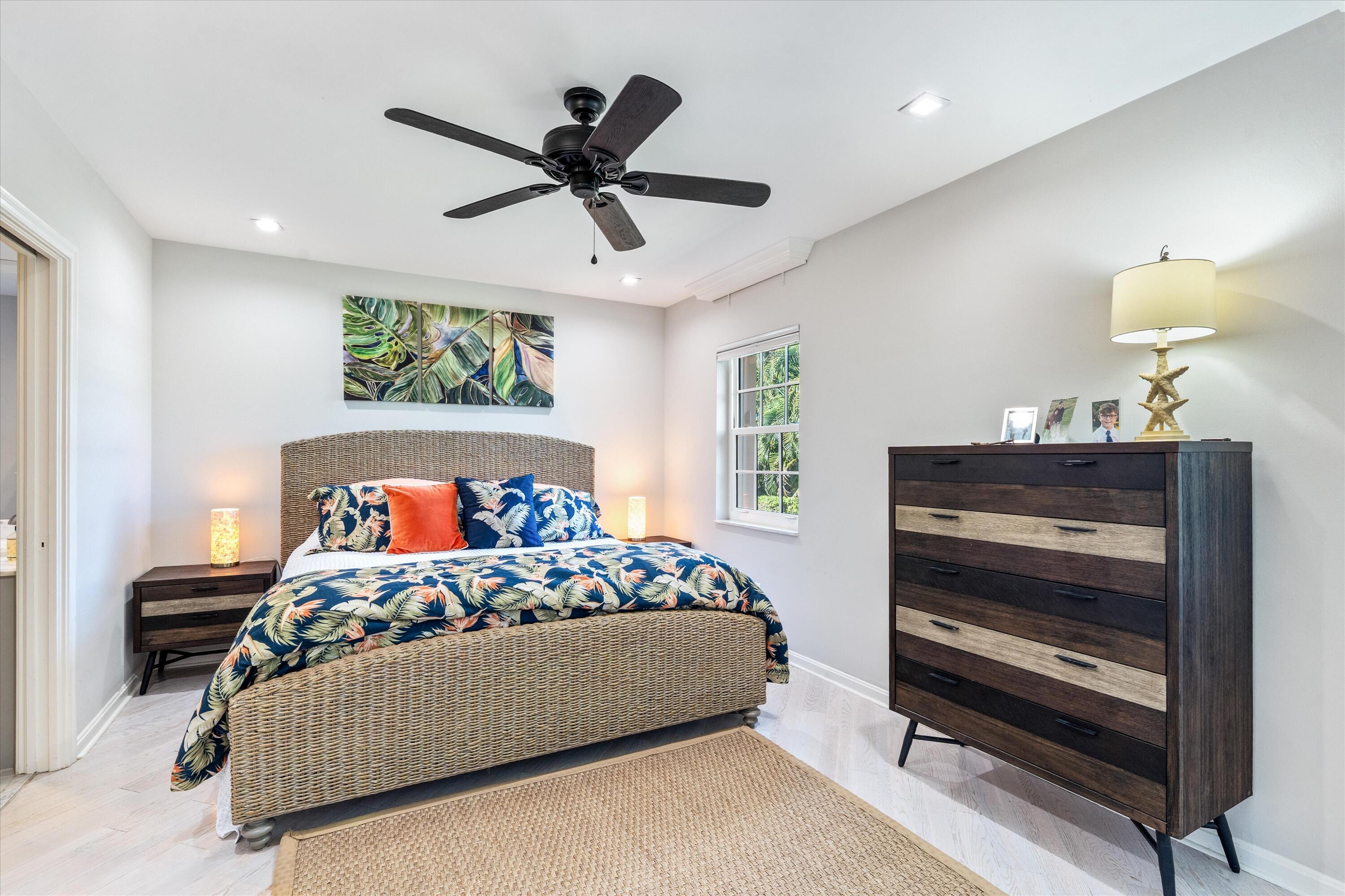 RIDGE HOMES CONDO - Residential