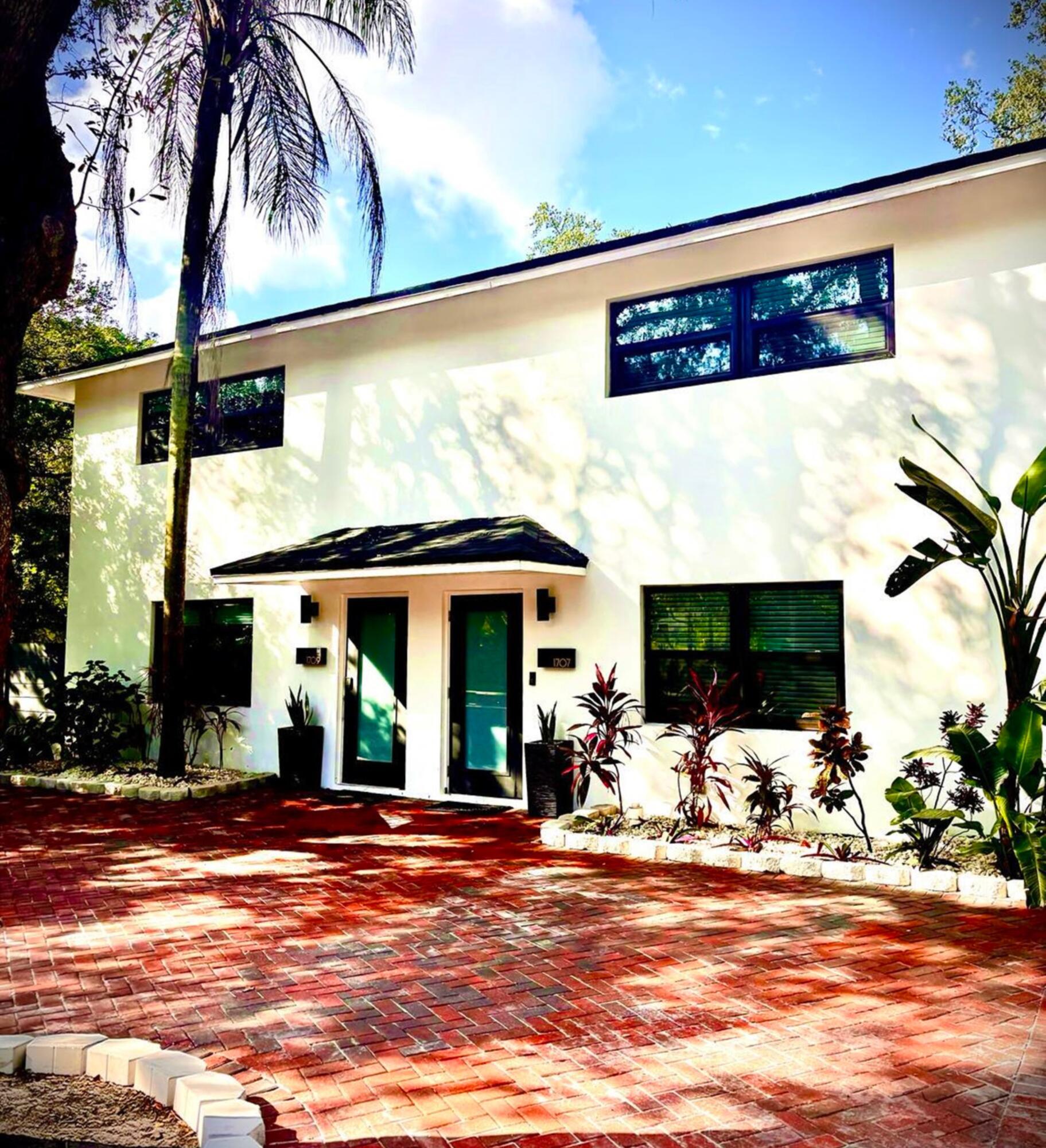 OSCEOLA PARK / River Oaks - Residential Income