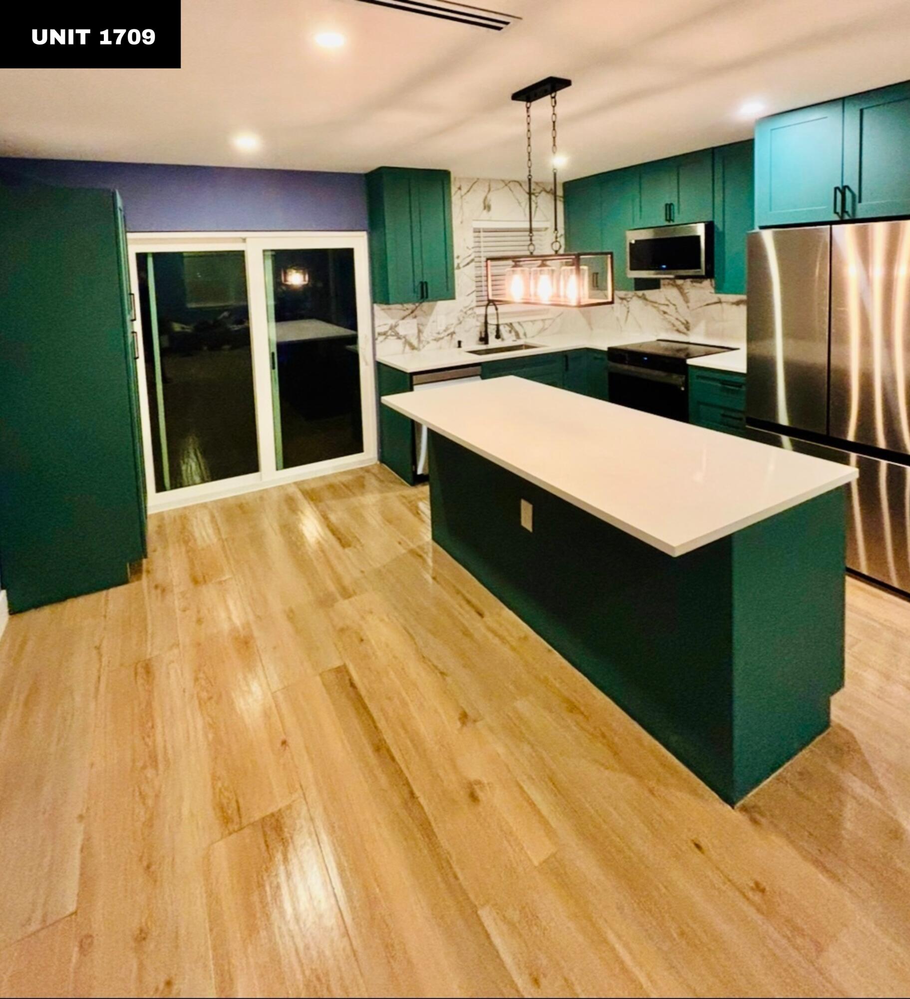 OSCEOLA PARK / River Oaks - Residential Income