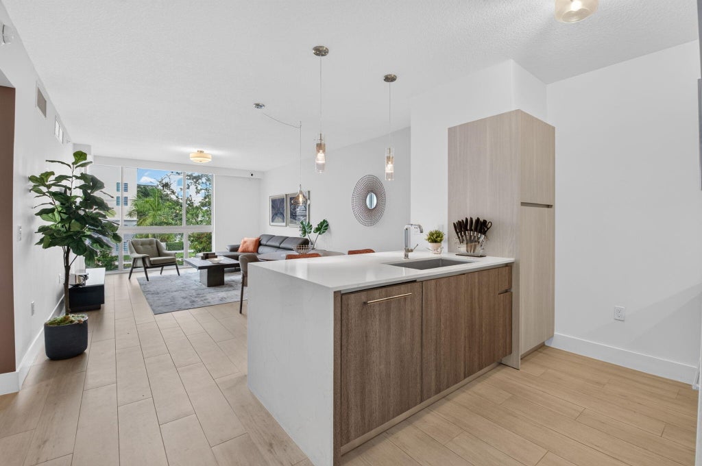 Photo of 111 SE 1ST Avenue #317, Delray Beach, FL 33444 (MLS # B26080351)