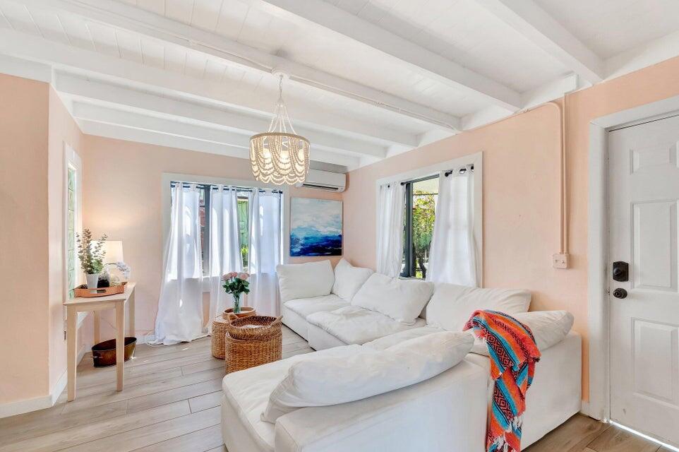 DELRAY TOWN OF - Residential