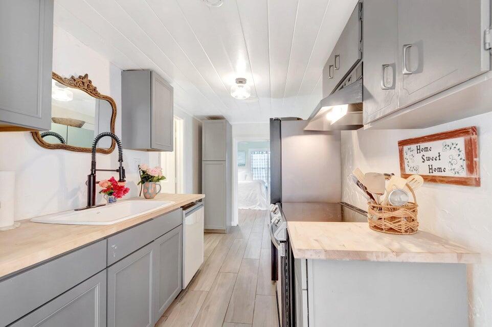 DELRAY TOWN OF - Residential