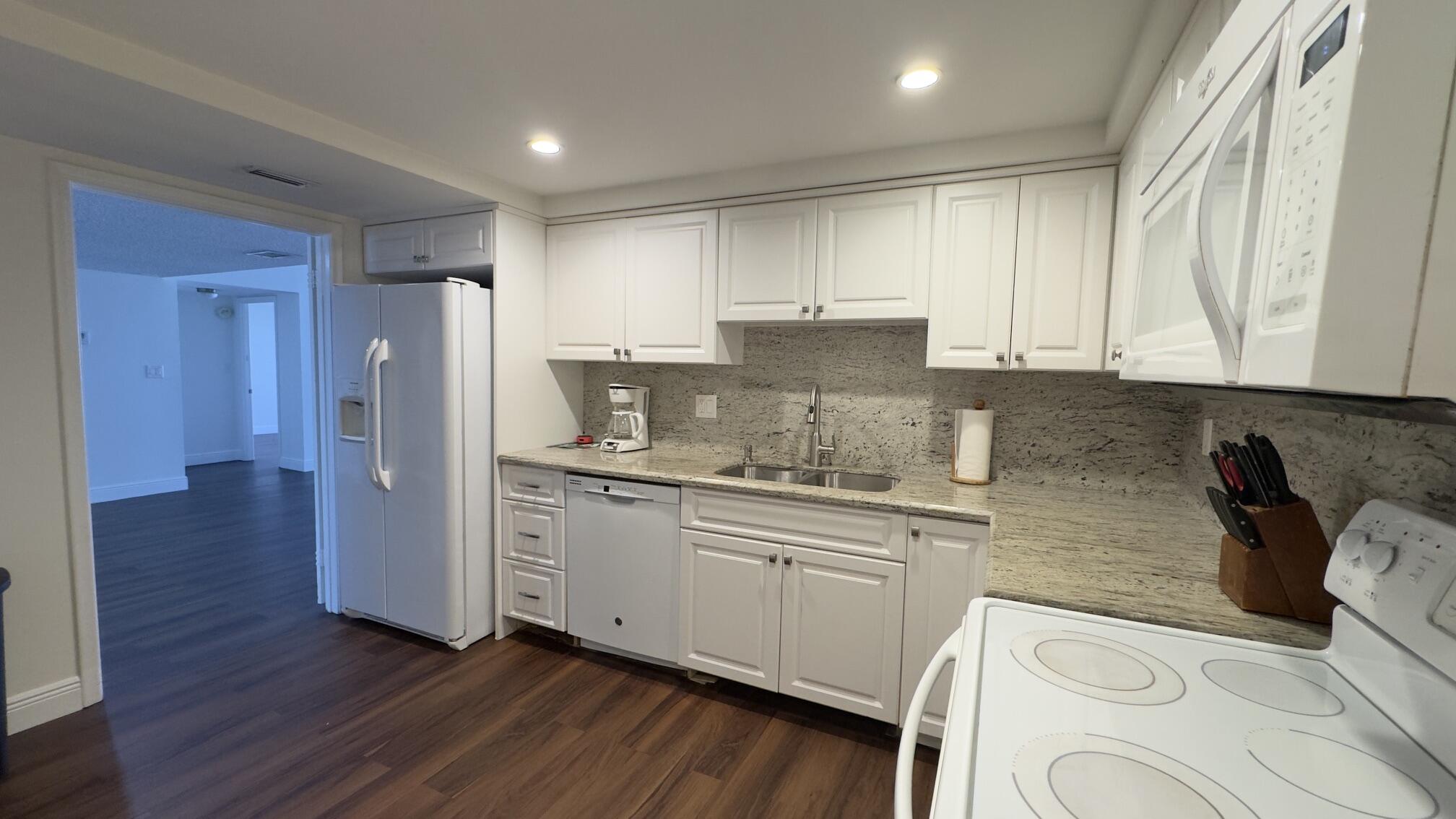 SEA RANCH CLUB A CONDO - Residential Lease