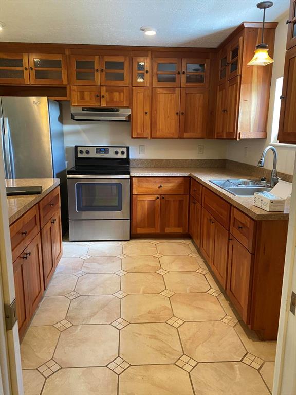 W A MARTIN - Residential Lease