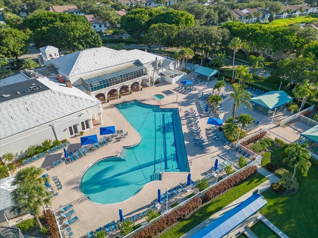 ALEXANDRA VILLAGE CONDO - Residential Lease