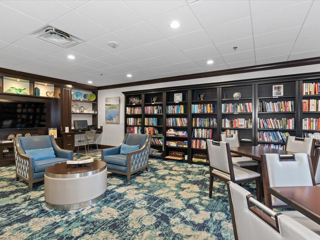 ALEXANDRA VILLAGE CONDO - Residential Lease