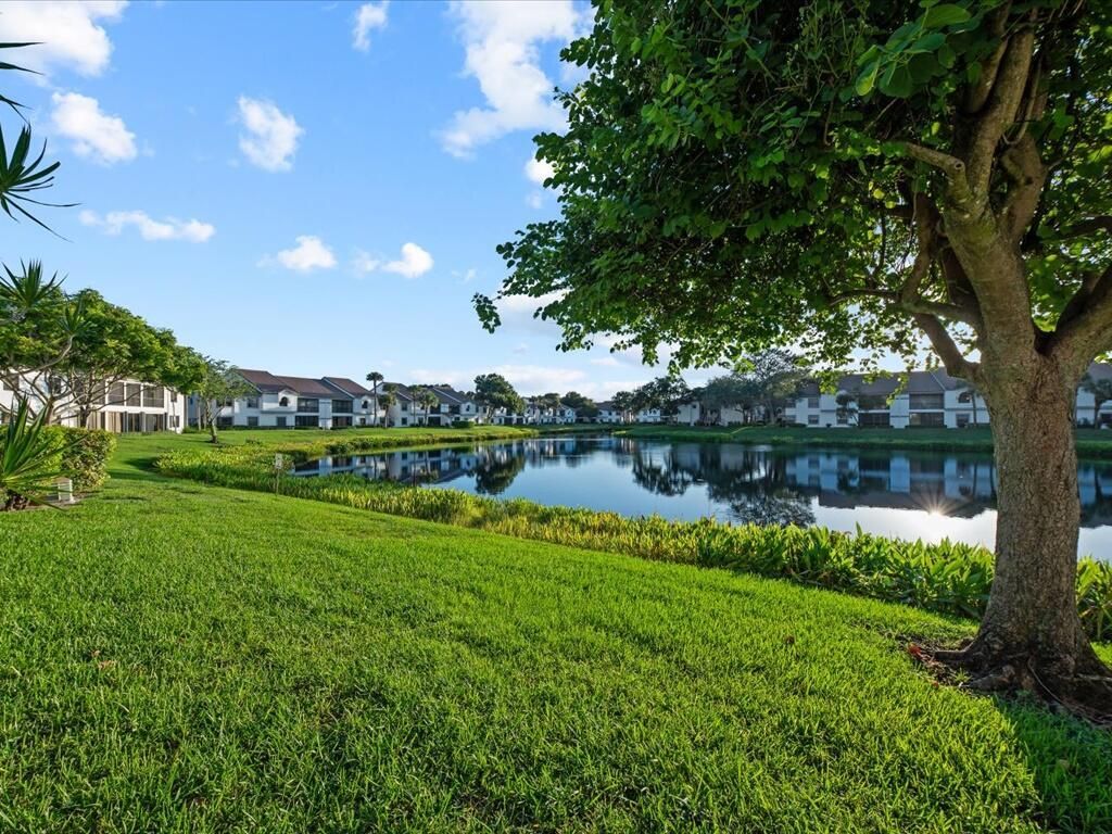 Photo of 5415 Verona Dr #C, Boynton Beach, FL 33437 (MLS # R11140418)