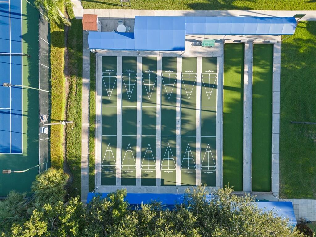 ALEXANDRA VILLAGE CONDO - Residential Lease