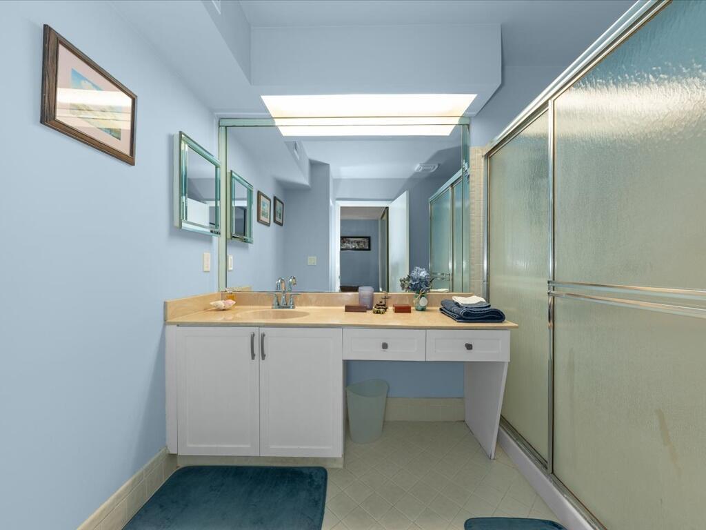 ALEXANDRA VILLAGE CONDO - Residential Lease