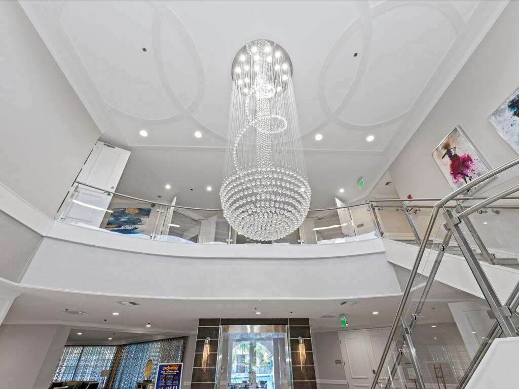 ALEXANDRA VILLAGE CONDO - Residential Lease