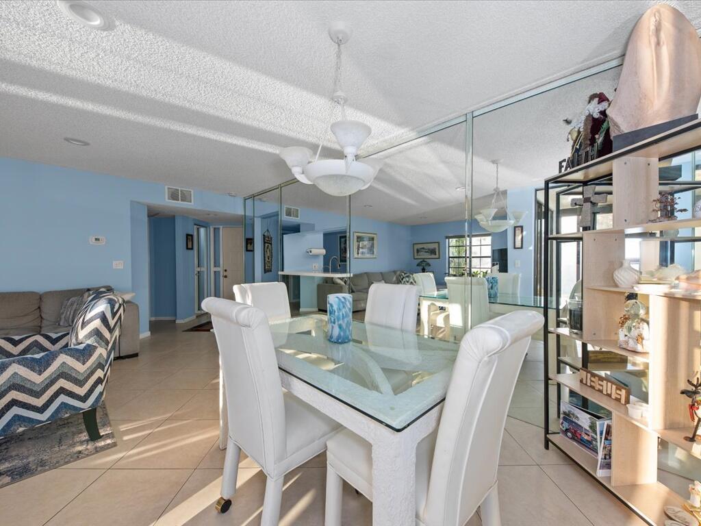 ALEXANDRA VILLAGE CONDO - Residential Lease