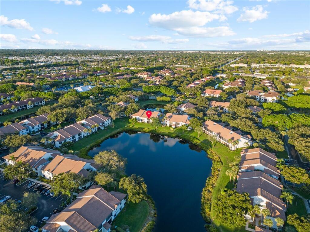 ALEXANDRA VILLAGE CONDO - Residential Lease