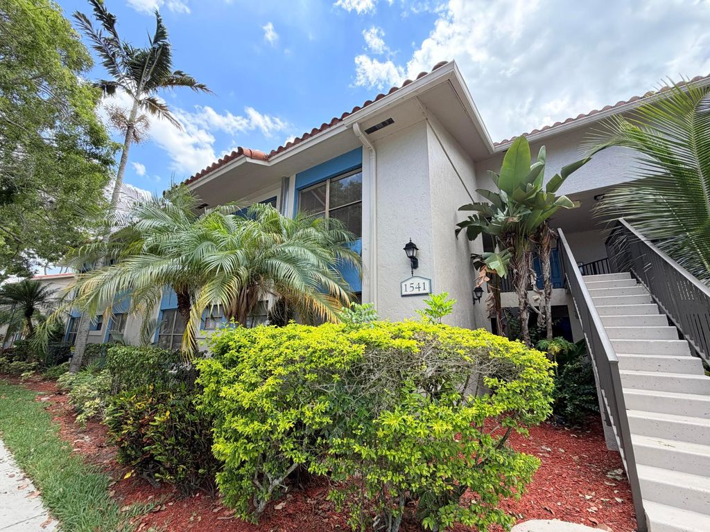 Photo of 1541 Windorah Way #E, West Palm Beach, FL 33411 (MLS # B26044999)