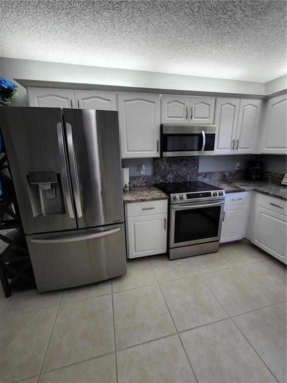 PINE SPRINGS 1 - Residential