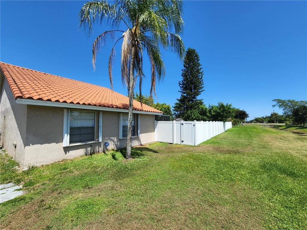PINE SPRINGS 1 - Residential