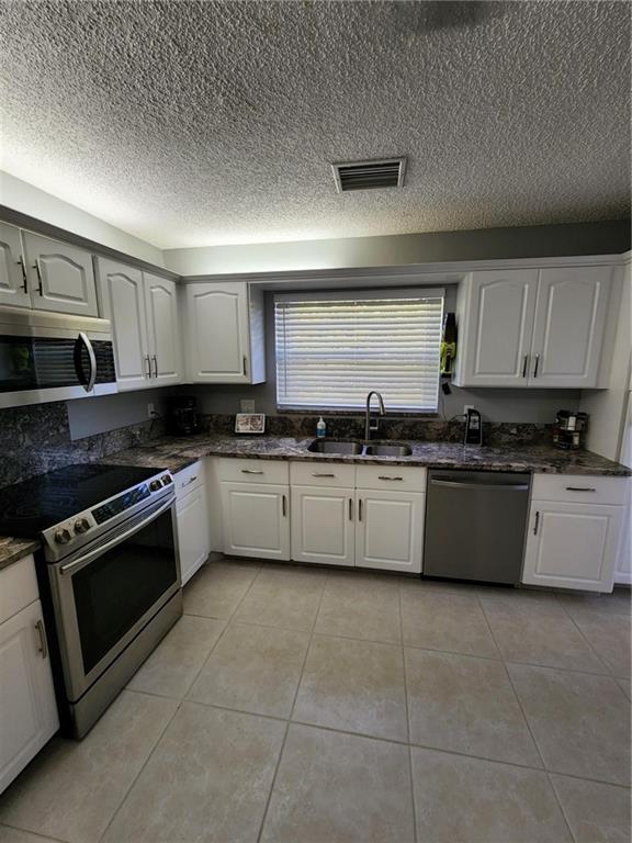PINE SPRINGS 1 - Residential