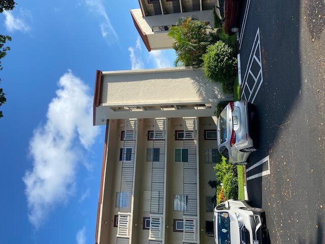 55+ CONDO, INCLUDES CABLE/HBO AND INTERNET, PEST CONTROL, WATER, EXCELLENT LOCATION, NEAR CLUBHOUSE, 2 POOLS, FITNESS ROOM, BILLIARDS,WALKING DISTANCE TO PUBLIX SHOPPING CENTER, MOVIES,DUNKIN DOUGHNUT,WALGREENS, NEW McDONALDS, WORSHIP,RESTAURANTS.1 MILE TO TURNPIKE, 3 MILES TO 95, 5 MILES TO OCEAN.
