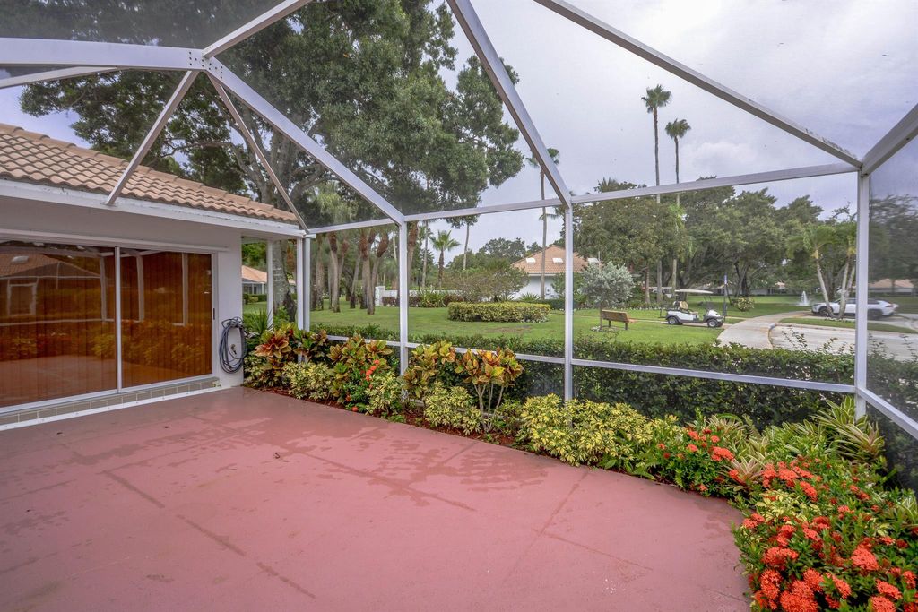 Photo of 504 Silverleaf Oak Court #5d, Palm Beach Gardens, FL 33410 (MLS # R11103994)