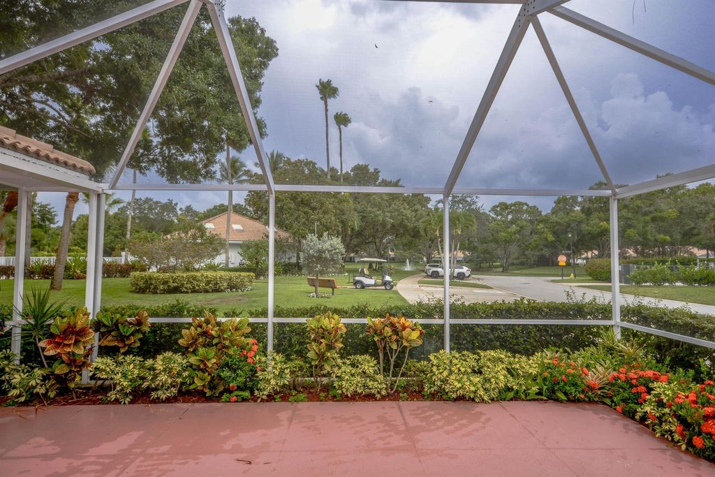 Photo of 504 Silverleaf Oak Court #5d, Palm Beach Gardens, FL 33410 (MLS # R11103994)