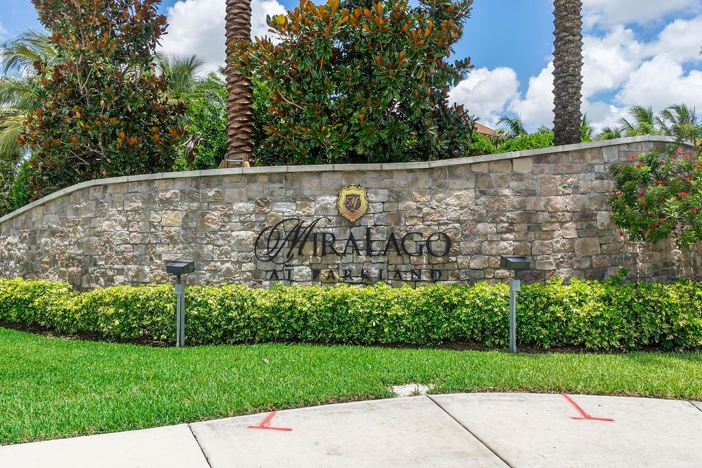 Photo of 9871 Lakeview Lane, Parkland, FL 33076 (MLS # B26033127)