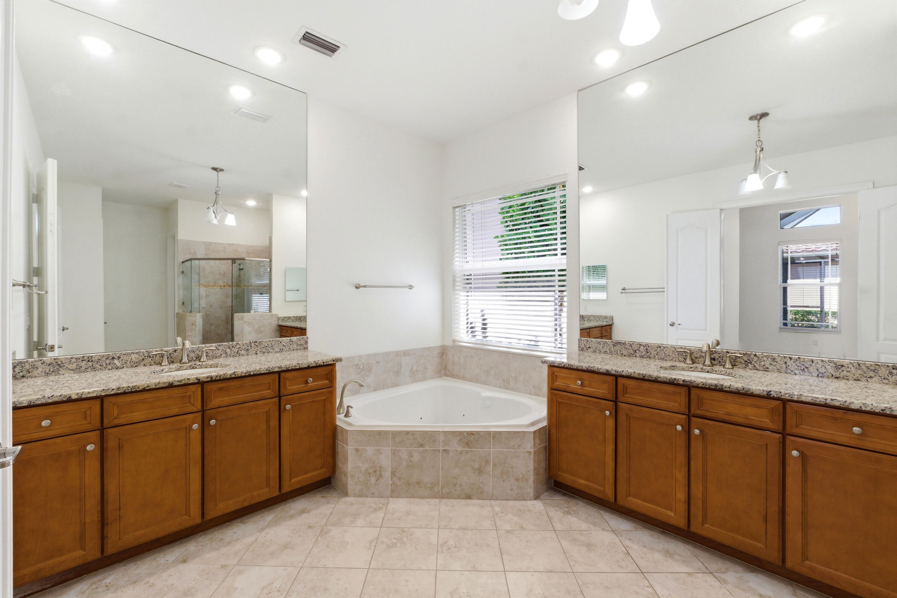 DEBUYS PLAT  Miralago - Residential