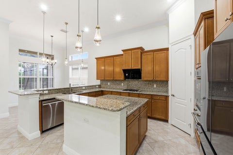 Tiny photo for 9871 Lakeview Lane, Parkland, FL 33076 (MLS # B26033127)