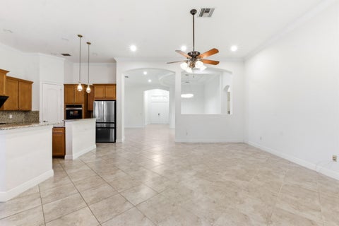 Tiny photo for 9871 Lakeview Lane, Parkland, FL 33076 (MLS # B26033127)